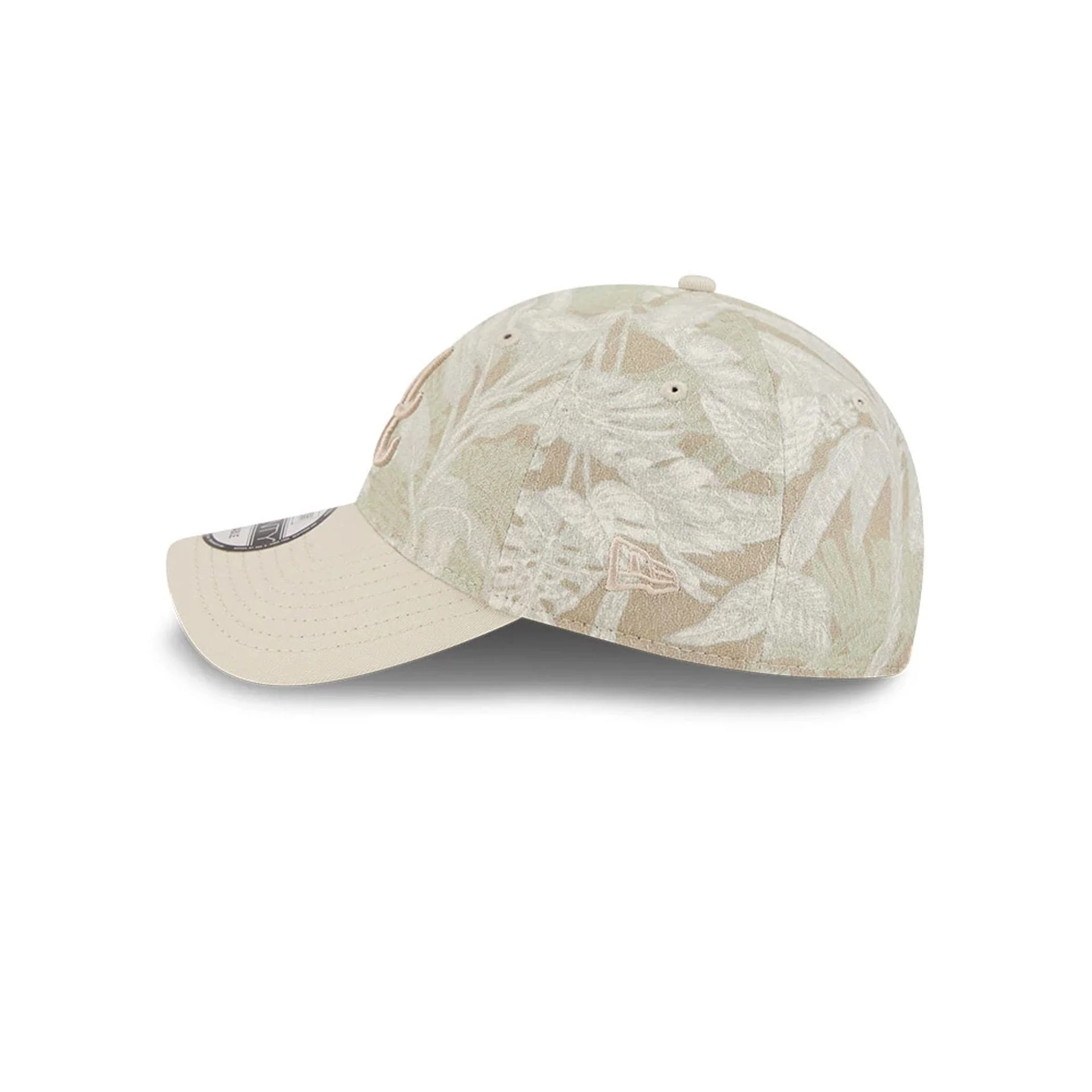 Atlanta Braves MLB Leafy Palm Light Beige 9TWENTY Adjustable Cap - Image 5