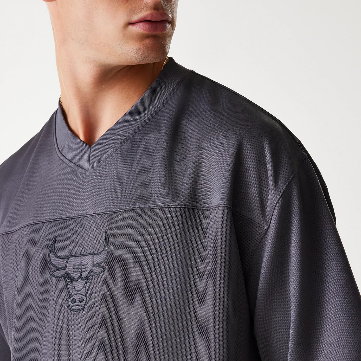 Chicago Bulls NBA Tonal Dark Grey Mesh Jersey - Image 4