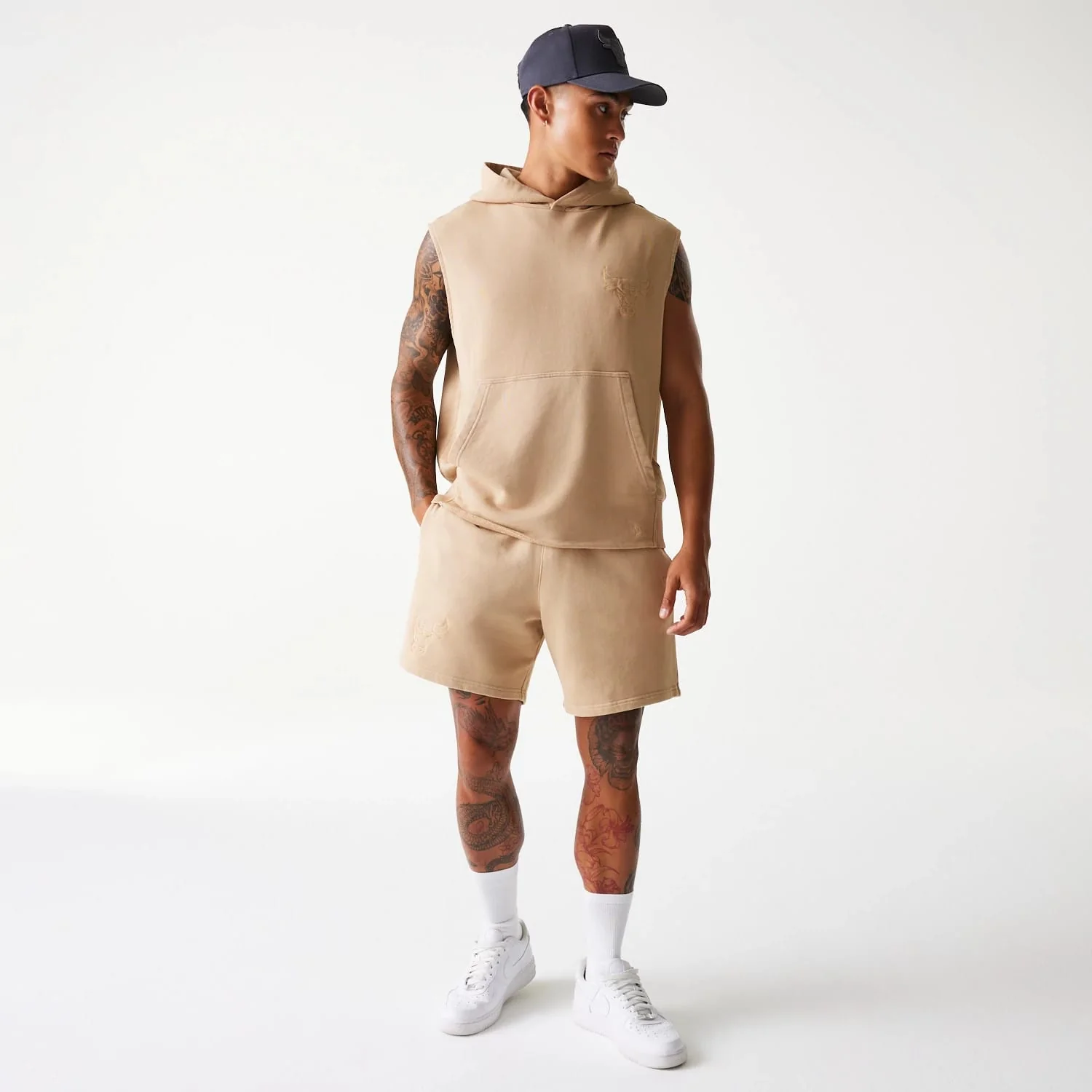 Chicago Bulls NBA Washed Beige Sleeveless Hoodie - Image 8