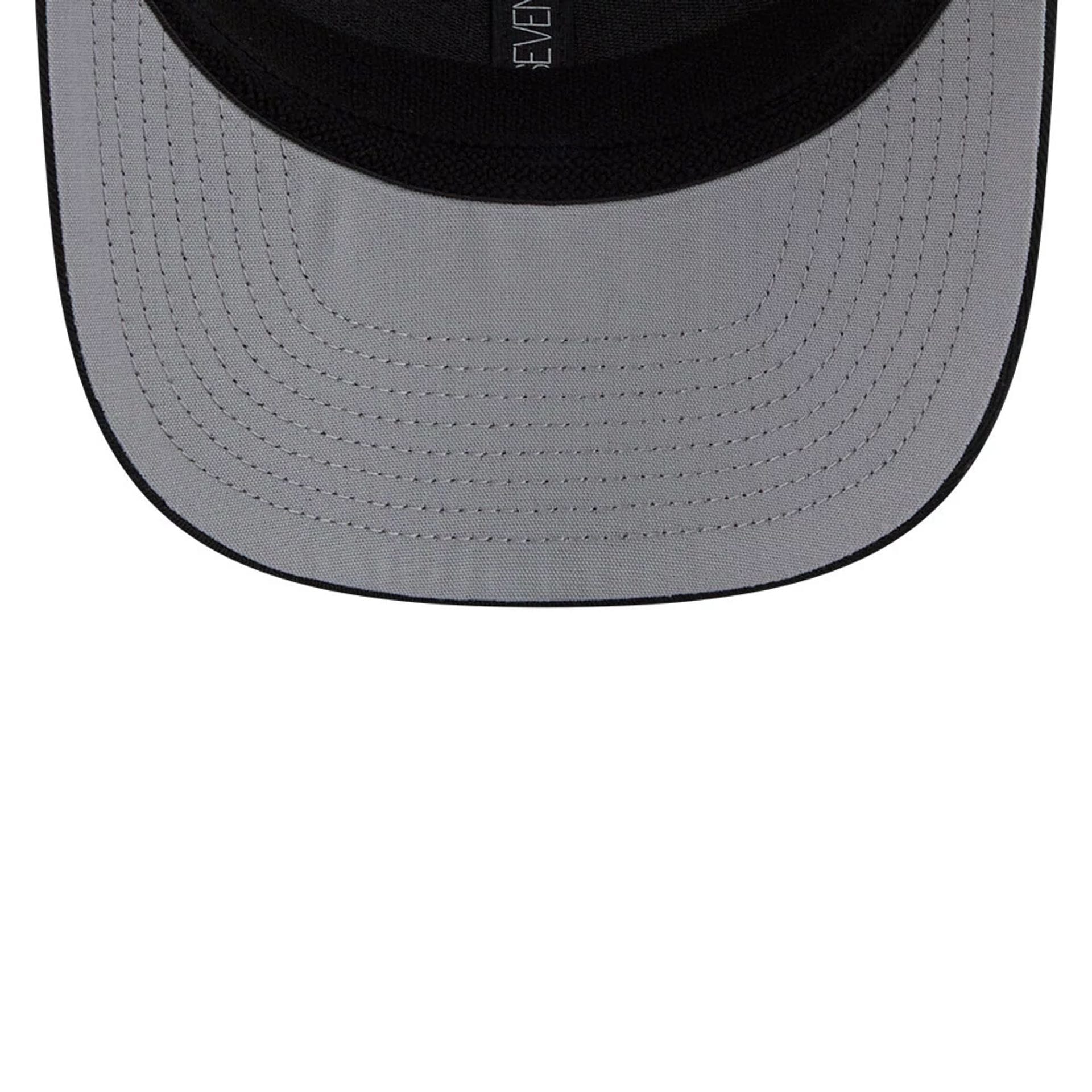 Chicago White Sox MLB Patch Black 9SEVENTY Stretch Snap Adjustable Cap - Image 2