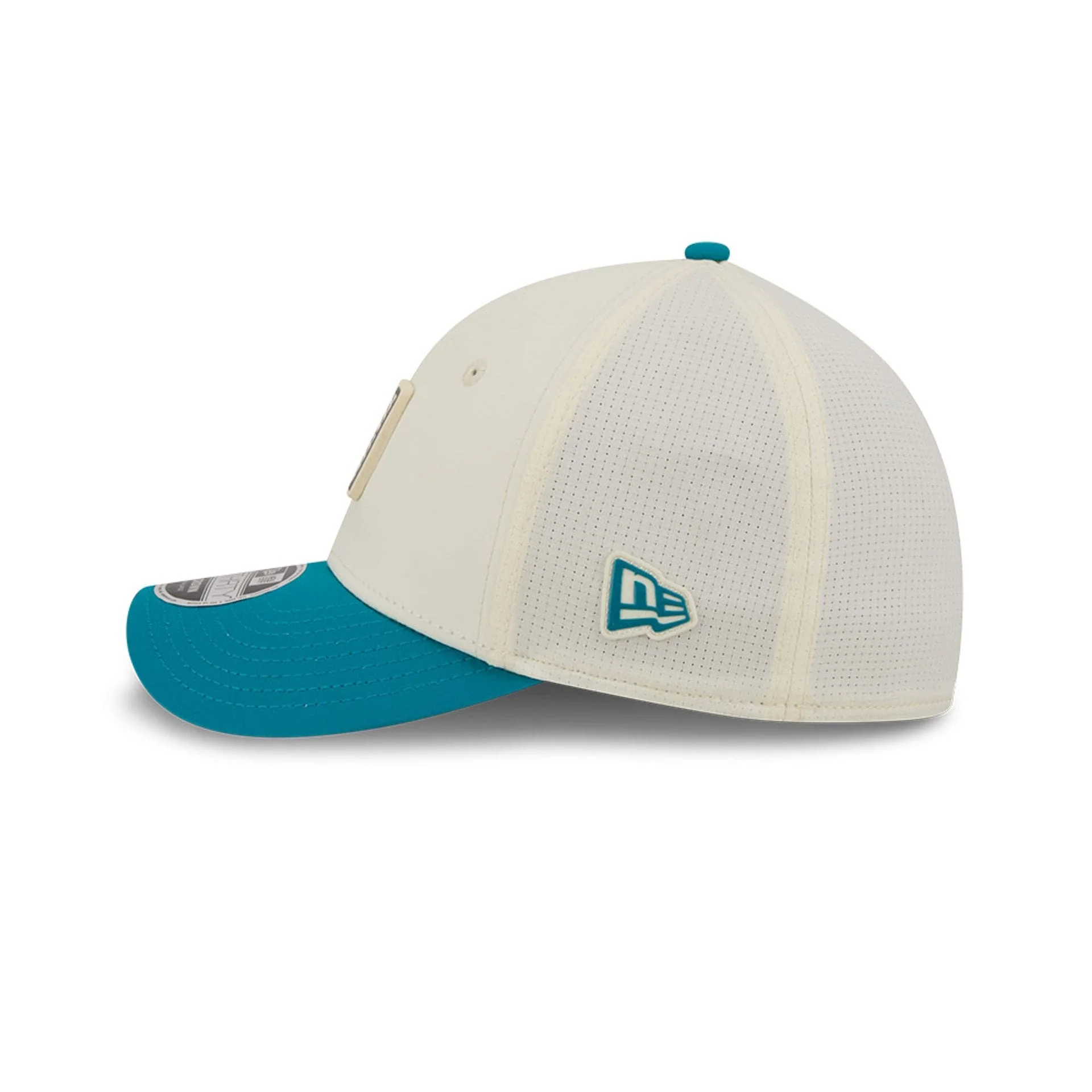Jaguars NFL Training 2026 White 39THIRTY M-Crown Stretch Fit Cap - Image 6