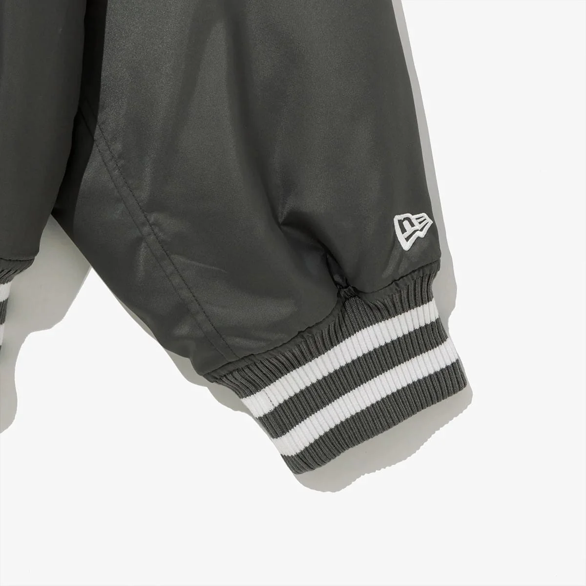 LA Dodgers MLB Grey Stadium Jacket - Image 14