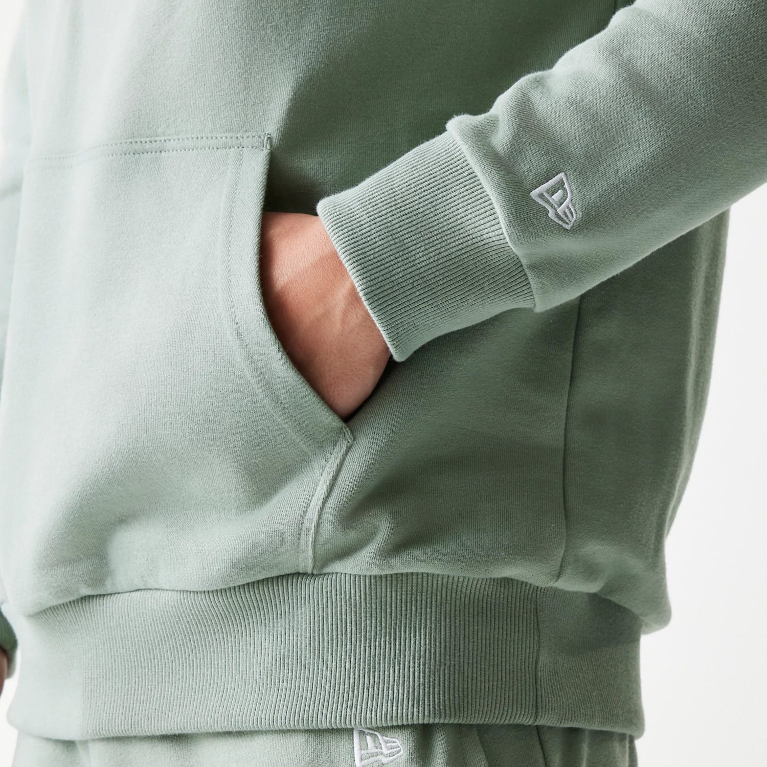 LA Dodgers MLB Midi Pastel Green Oversized Pullover Hoodie - Image 5