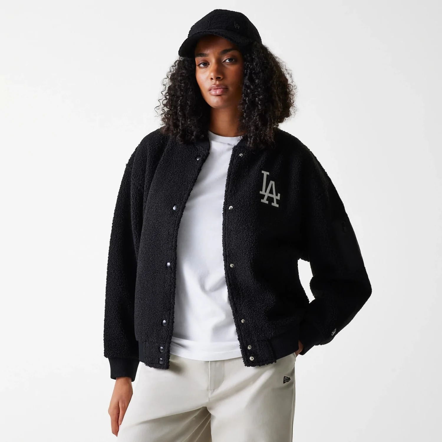 LA Dodgers Womens MLB Black Oversized Sherpa Bomber Jacket - Image 2