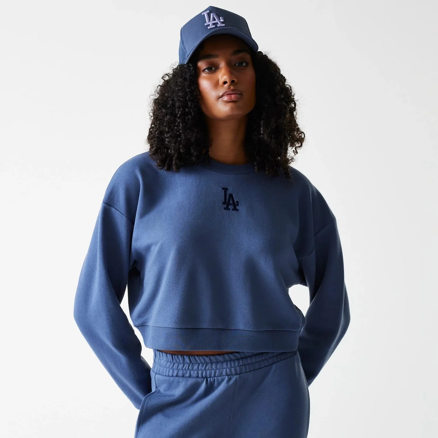 LA Dodgers Womens MLB Midi League Essential Dark Blue Cropped Crew Neck Sweater