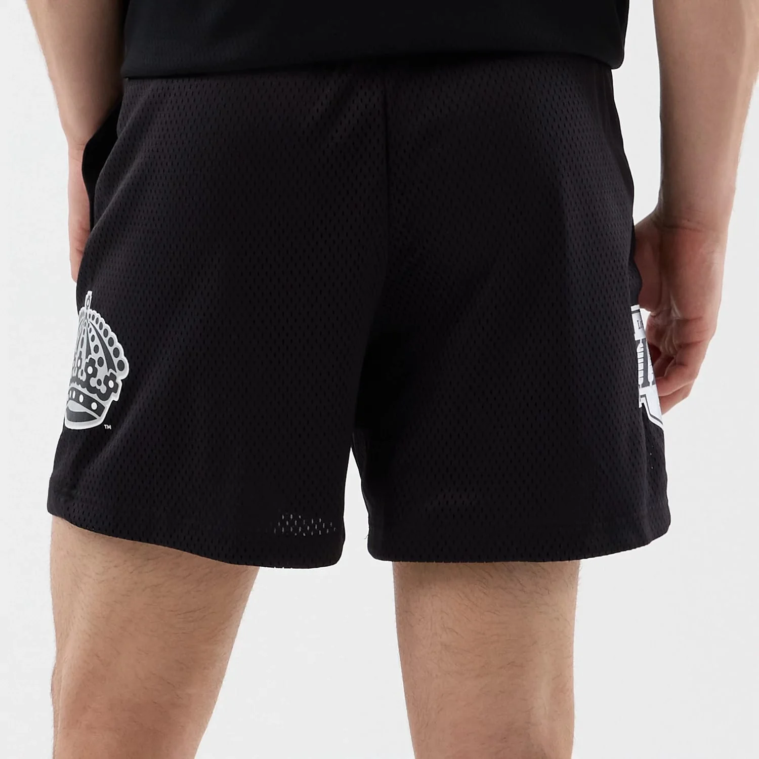 LA Kings NHL Street Culture Black Oversized Shorts - Image 5