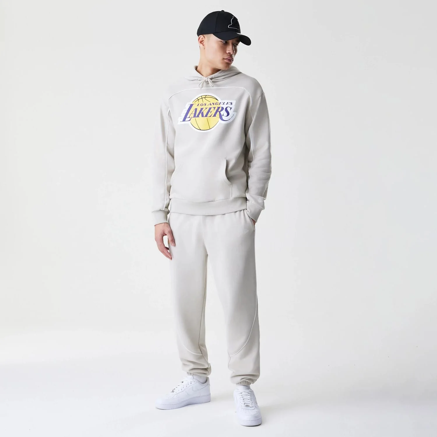 LA Lakers NBA Piping Cream Oversized Pullover Hoodie - Image 8