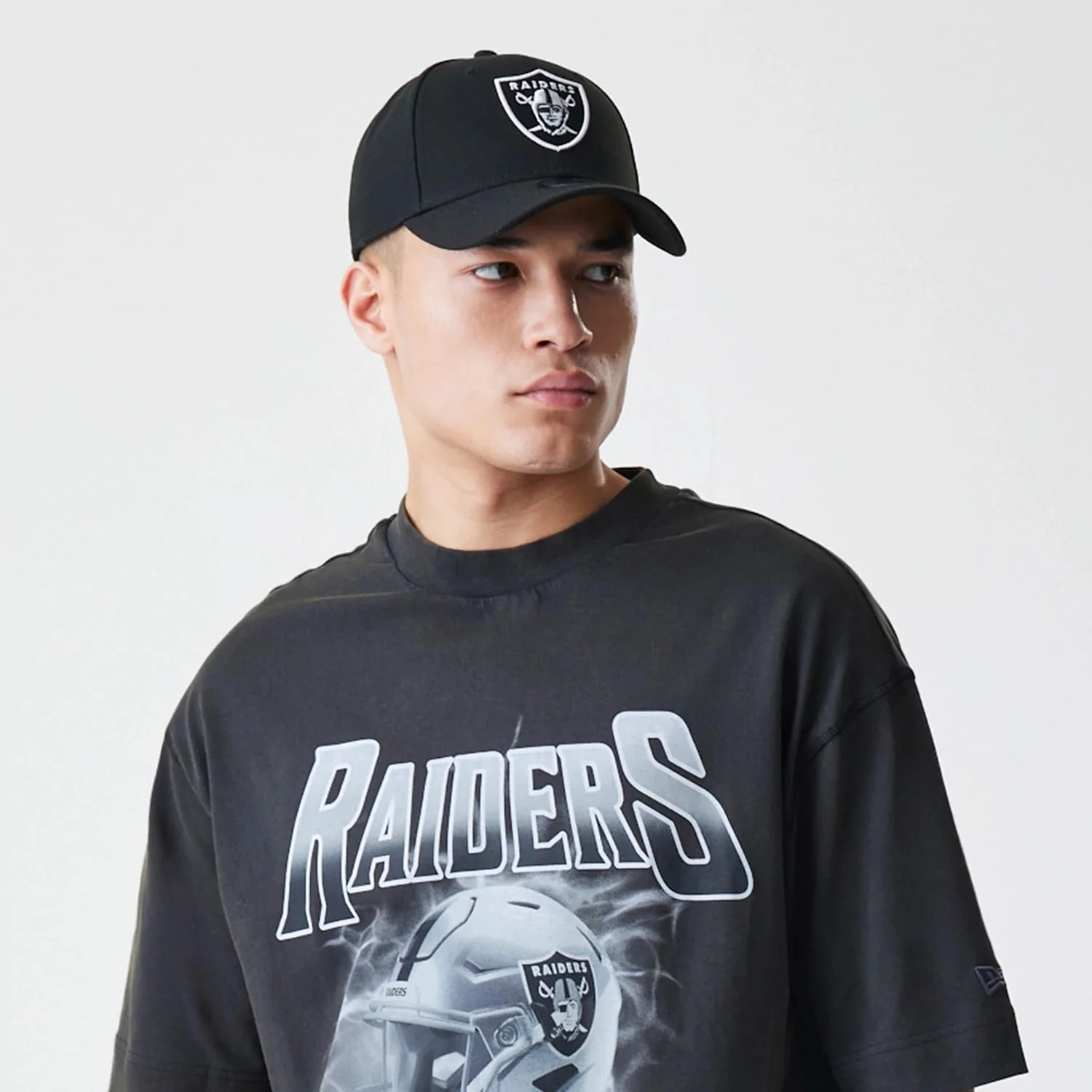 Las Vegas Raiders NFL Washed Boxy Dark Grey Oversized T-Shirt - Image 6