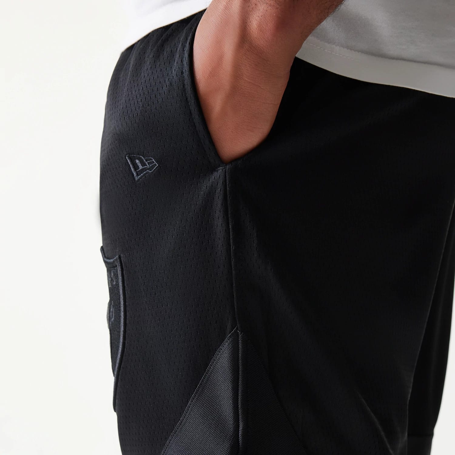 Las Vegas Raiders Tonal Pack Black Shorts - Image 4