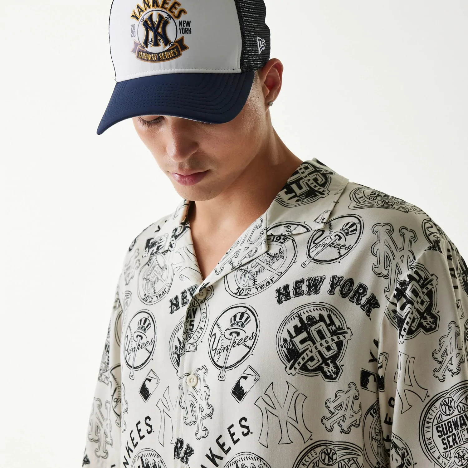 MLB Subway Series All Over Print Open White Short Sleeve Shirt - Image 3
