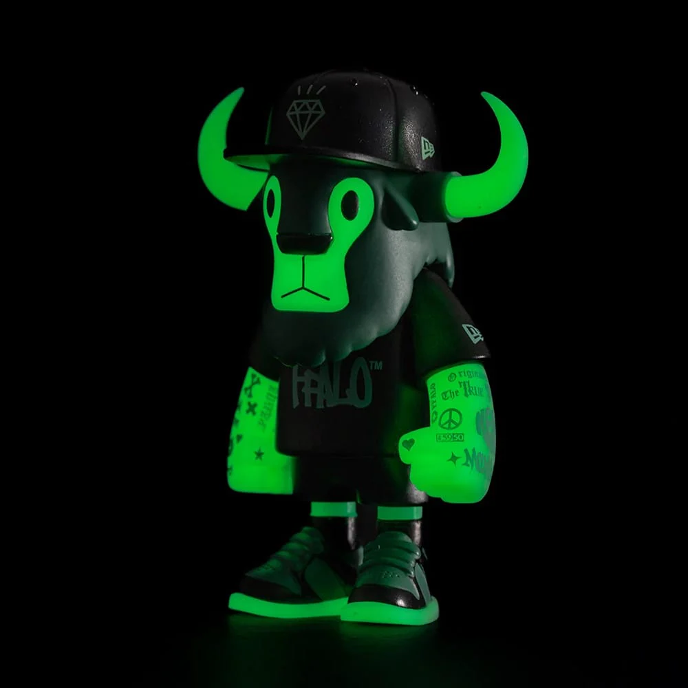 New Era 59FIFTY Day 2026 Glow In The Dark Black Ffalo Figure - Image 7