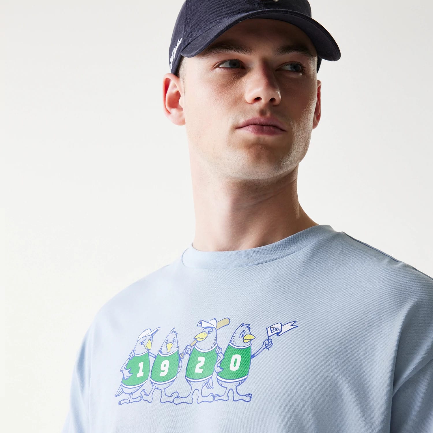 New Era Baseball Birds Character Graphic Blue Oversized T-Shirt - Image 5