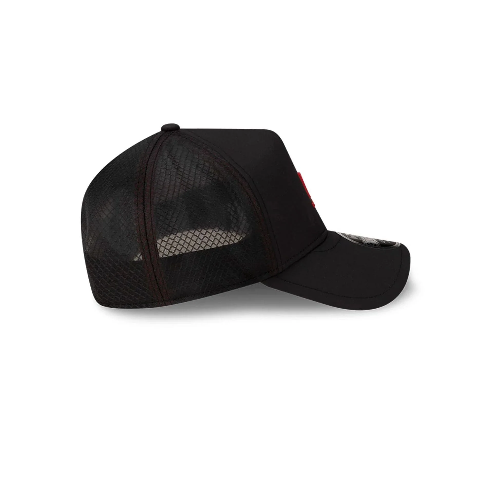 New Era Black & Red 9FORTY Apex Cap - Image 6