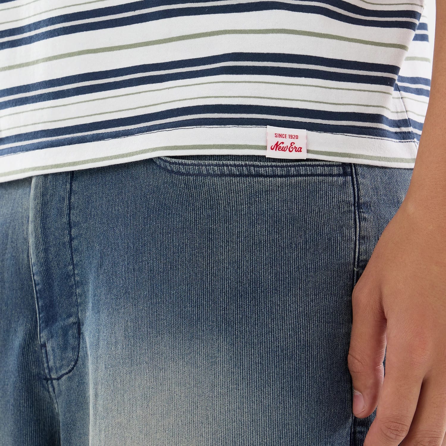 New Era Boarder Stripe White T-Shirt - Image 7