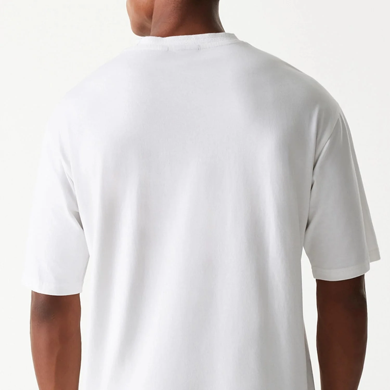 New Era Crest White Oversized T-Shirt - Image 7