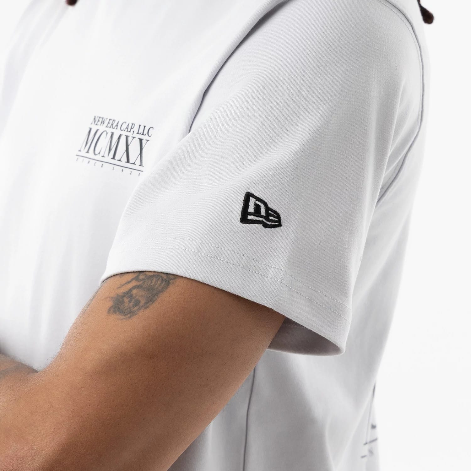 New Era Heritage White T-Shirt - Image 6
