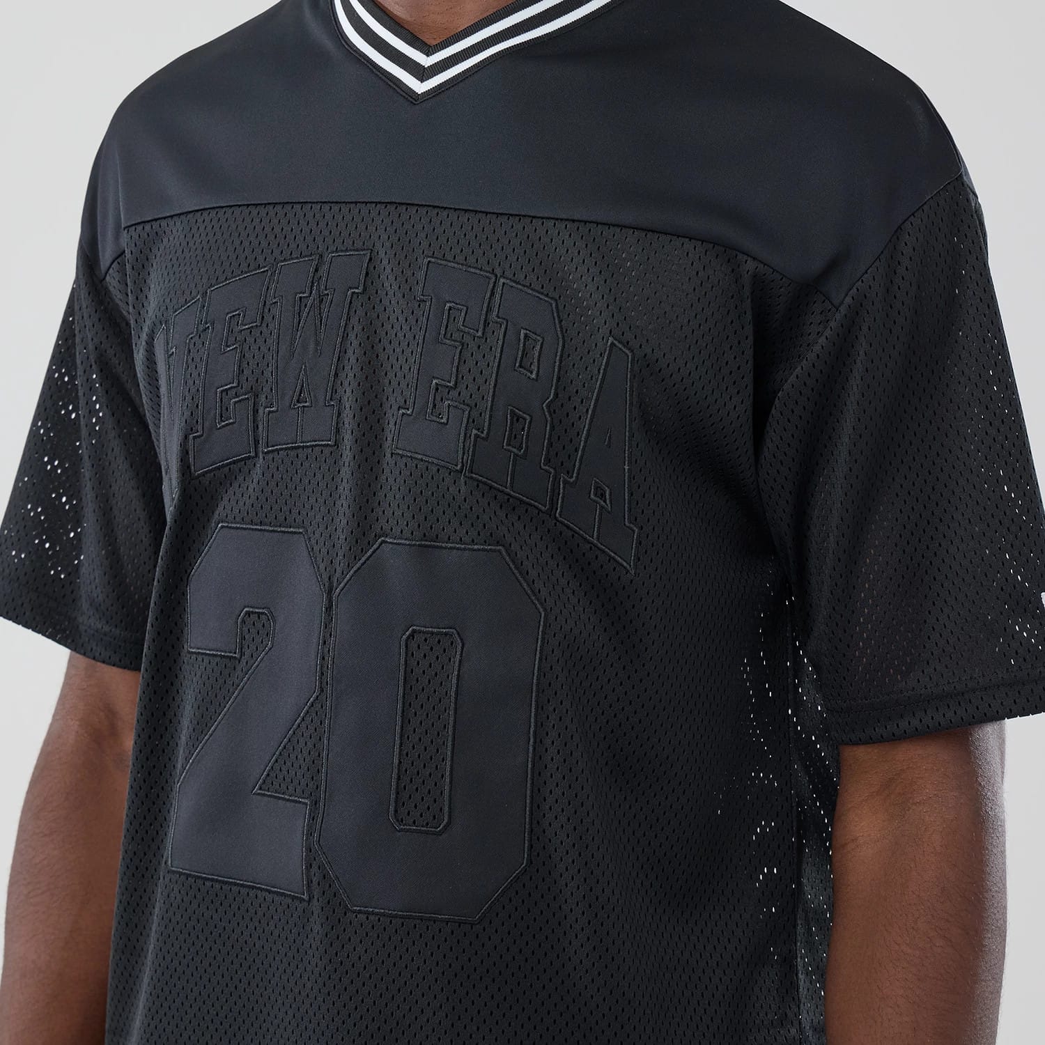 New Era Mesh Black Oversized T-Shirt - Image 3