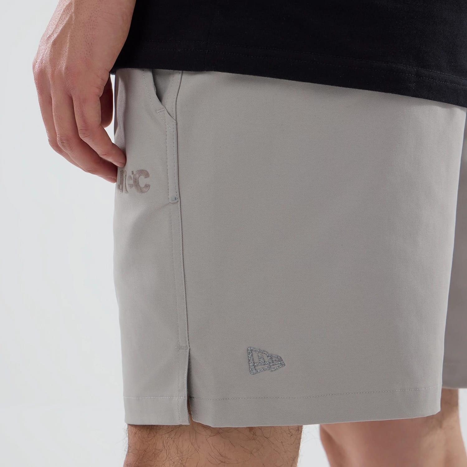 New Era NEC Logo Beige Oversized Shorts - Image 4