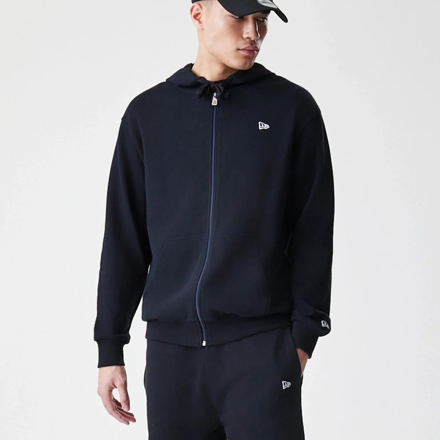 New Era Premium Essential Black Oversized Full Zip Hoodie - Image 3