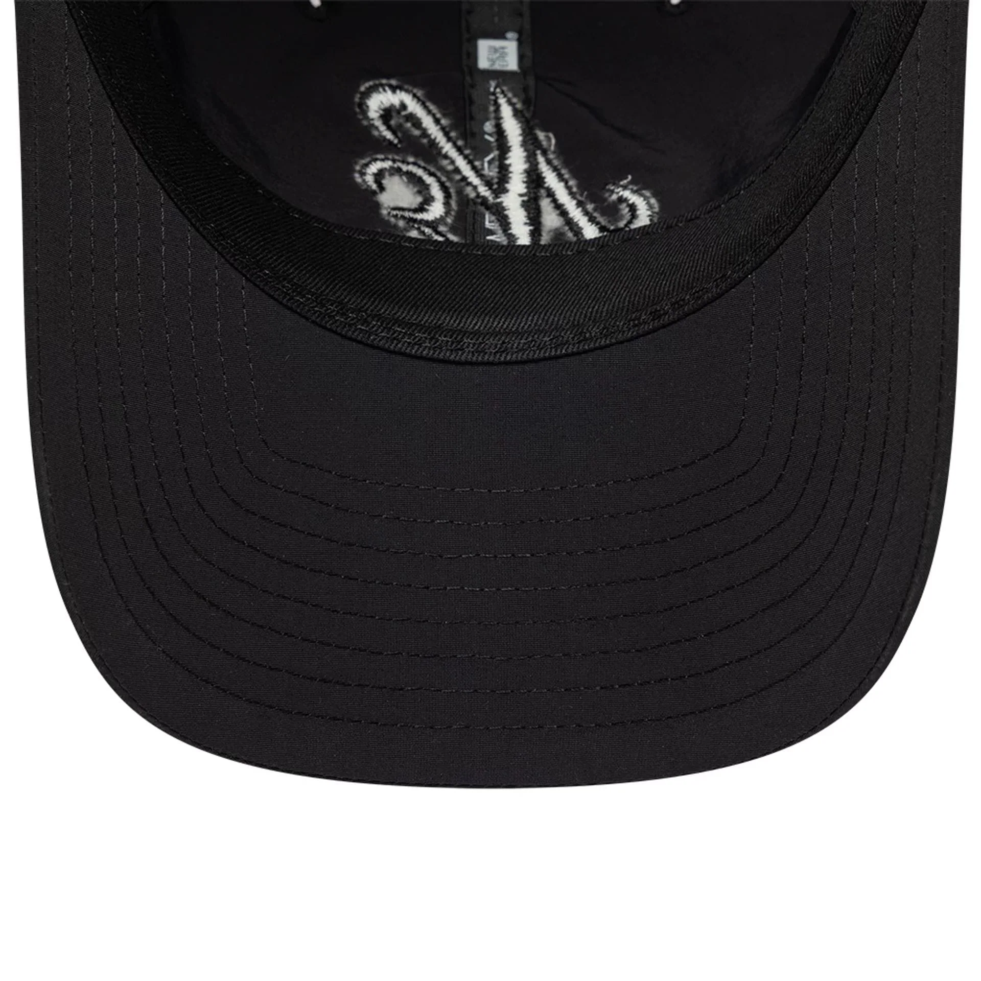 New Era Recycled Black On Black 9TWENTY Adjustable Cap - Image 7