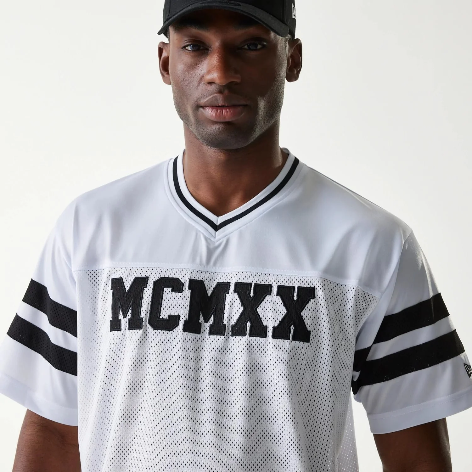 New Era Retro Sports White Mesh Jersey - Image 3