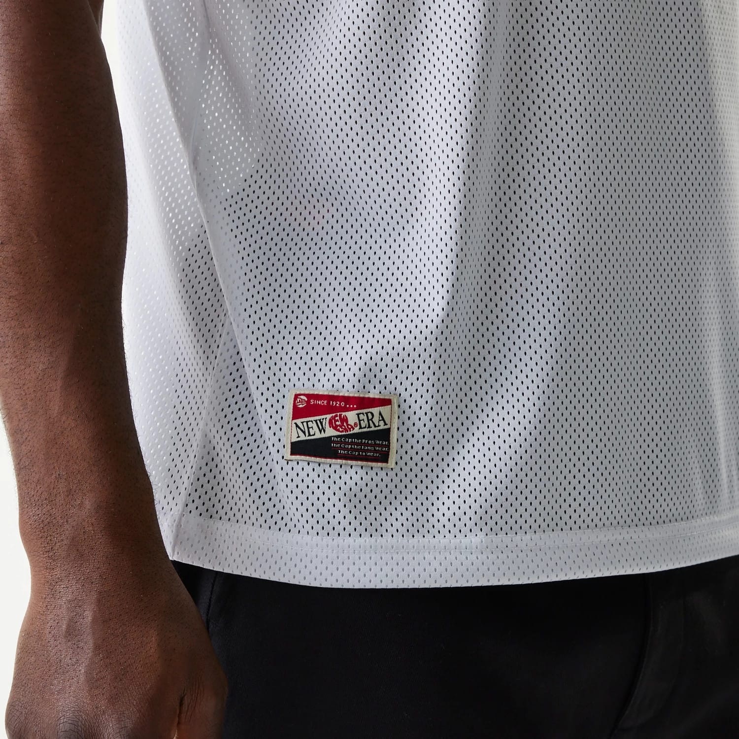 New Era Retro Sports White Mesh Jersey - Image 4