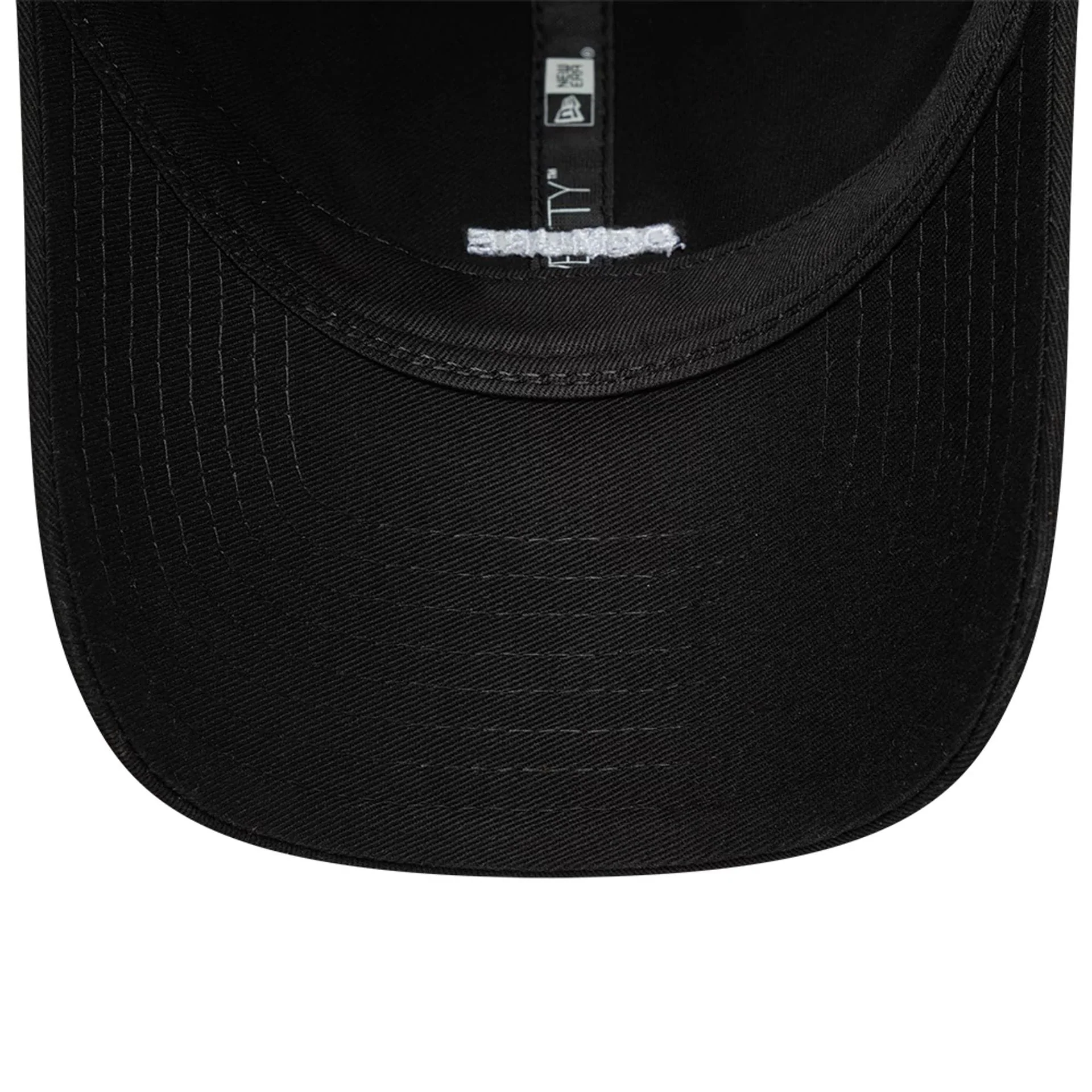 New Era Slogan Demure Black 9TWENTY Adjustable Cap - Image 7