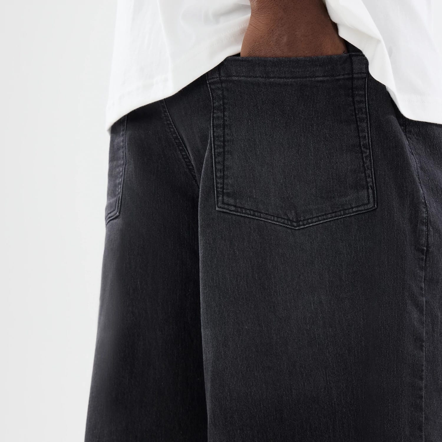 New Era Washed Black Bermuda Shorts - Image 7