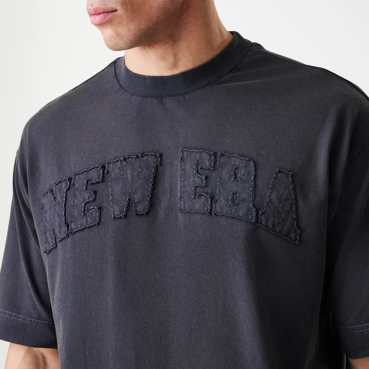 New Era Washed Black Oversized T-Shirt - Image 5