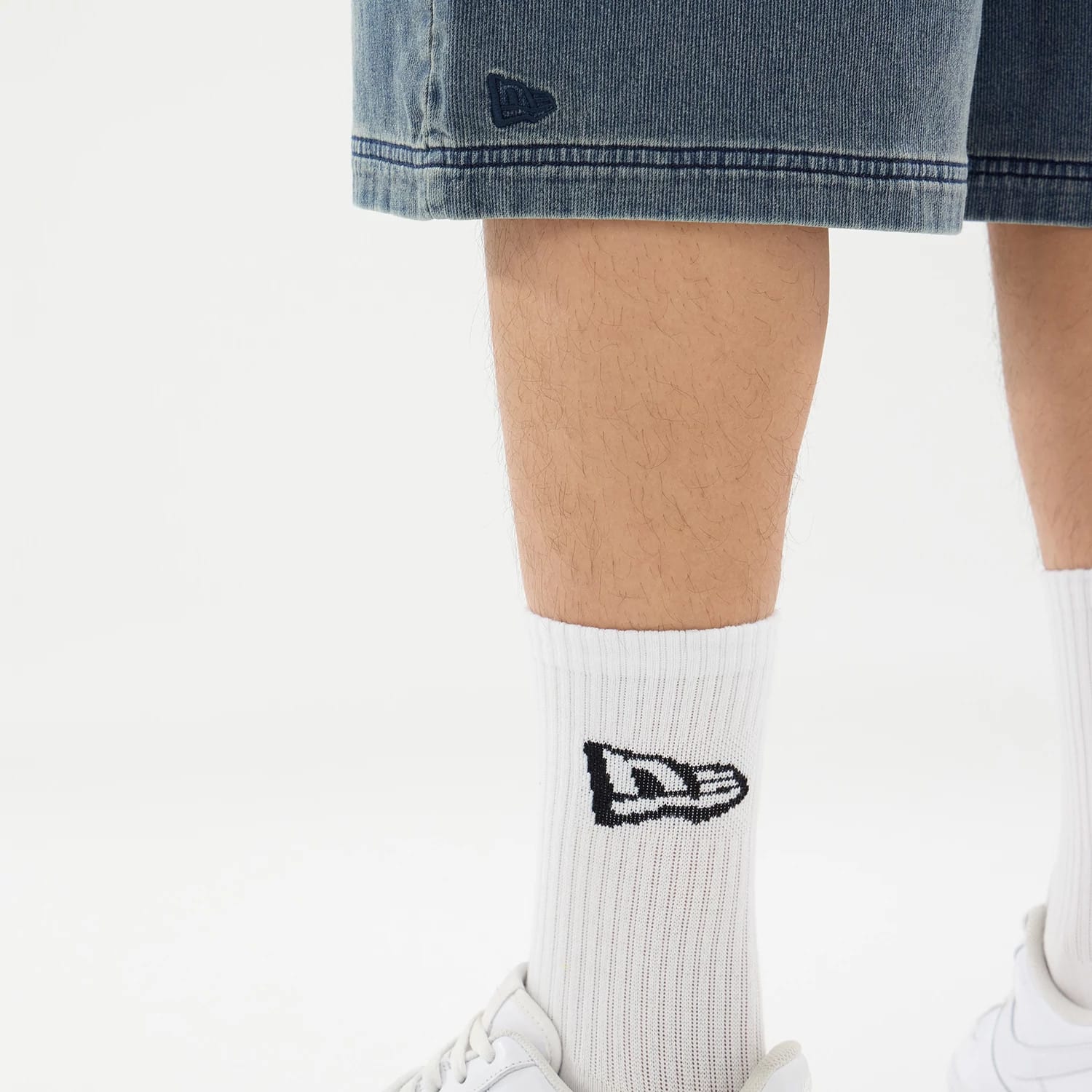 New Era Washed Blue Bermuda Shorts - Image 4