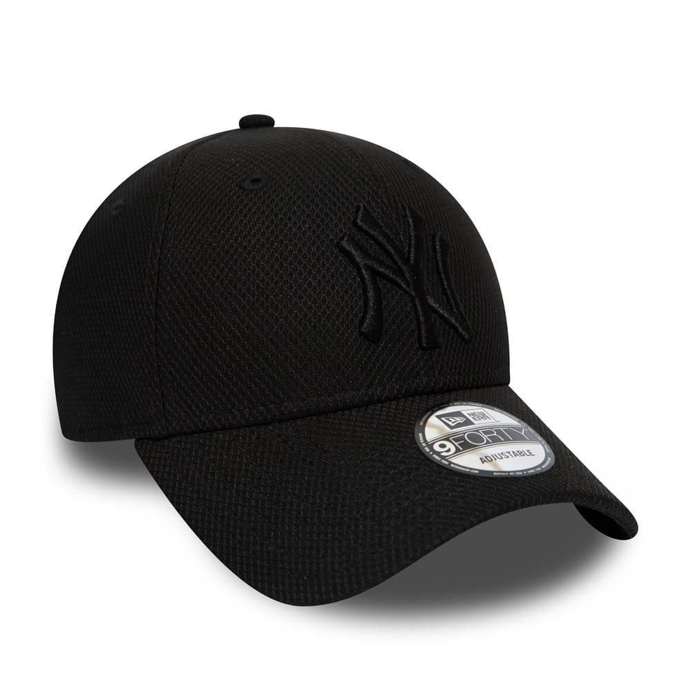 New York Yankees Diamond Era Black 9FORTY Cap - Image 3