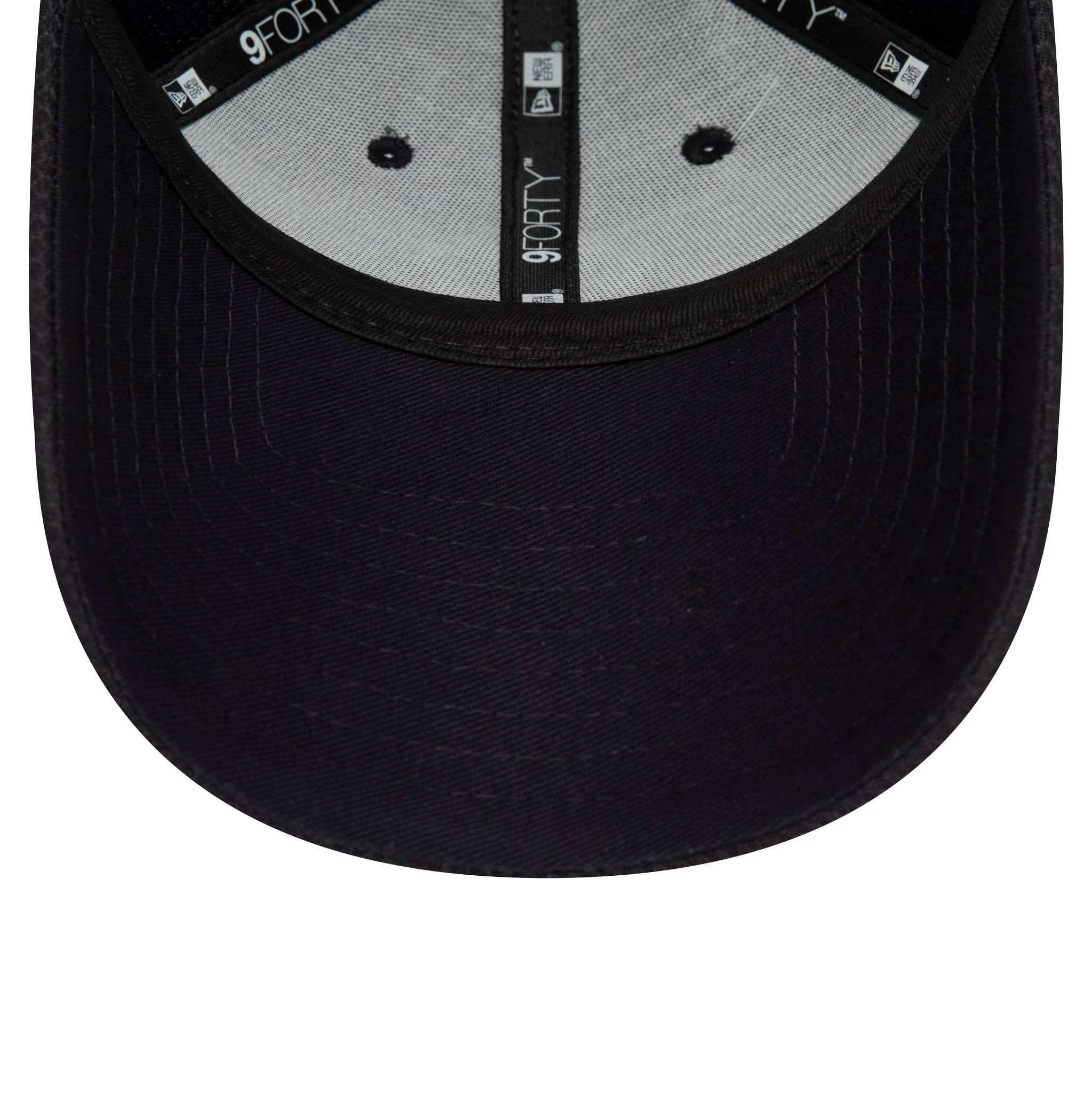 New York Yankees Diamond Era Essential Navy 9FORTY Adjustable Cap - Image 5
