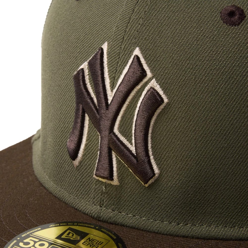 New York Yankees MLB Camo Green 59FIFTY Fitted Cap - Image 4