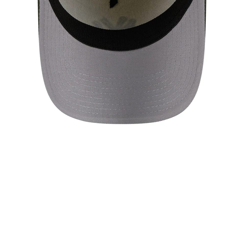 New York Yankees MLB Chrome Cream 39THIRTY A-Frame Stretch Fit Cap - Image 2