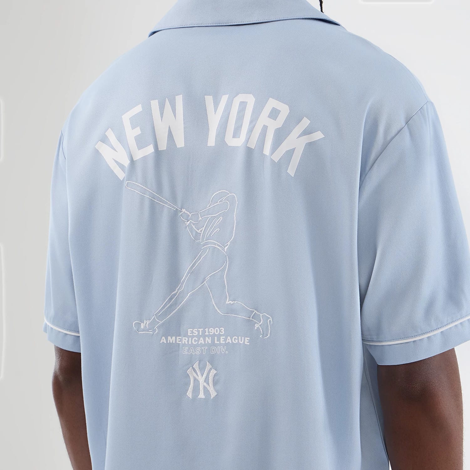 New York Yankees MLB Graphic Revere Pastel Blue Short Sleeve Shirt - Image 4