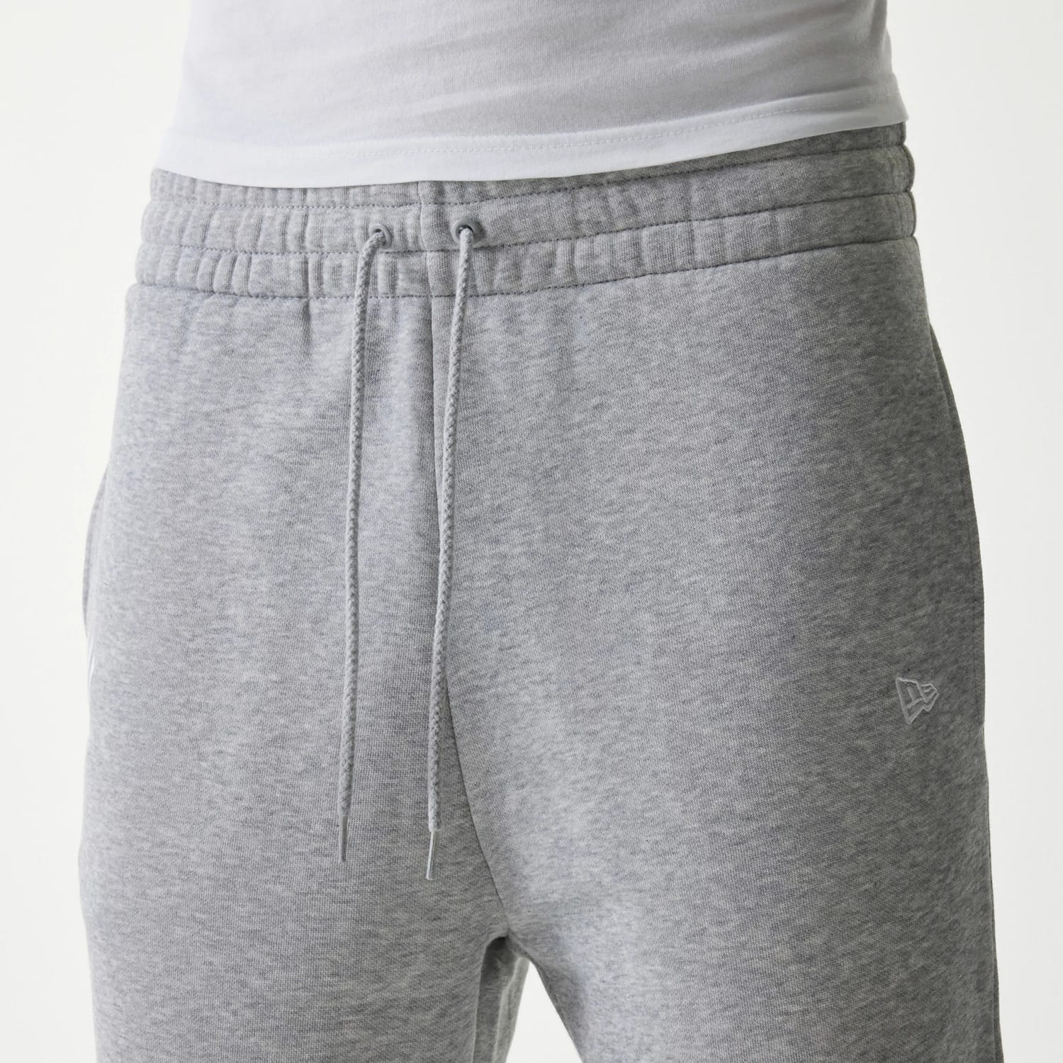 New York Yankees MLB League Essential Grey Joggers - Image 3