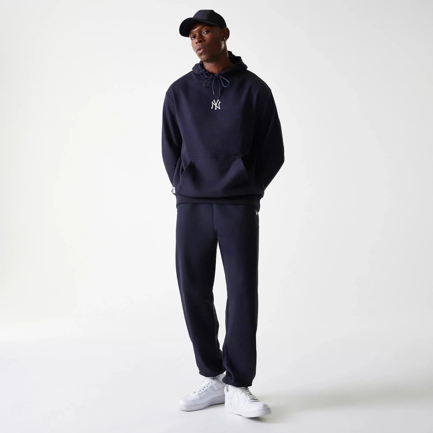New York Yankees MLB League Essential Midi French Terry Navy Joggers - Image 8