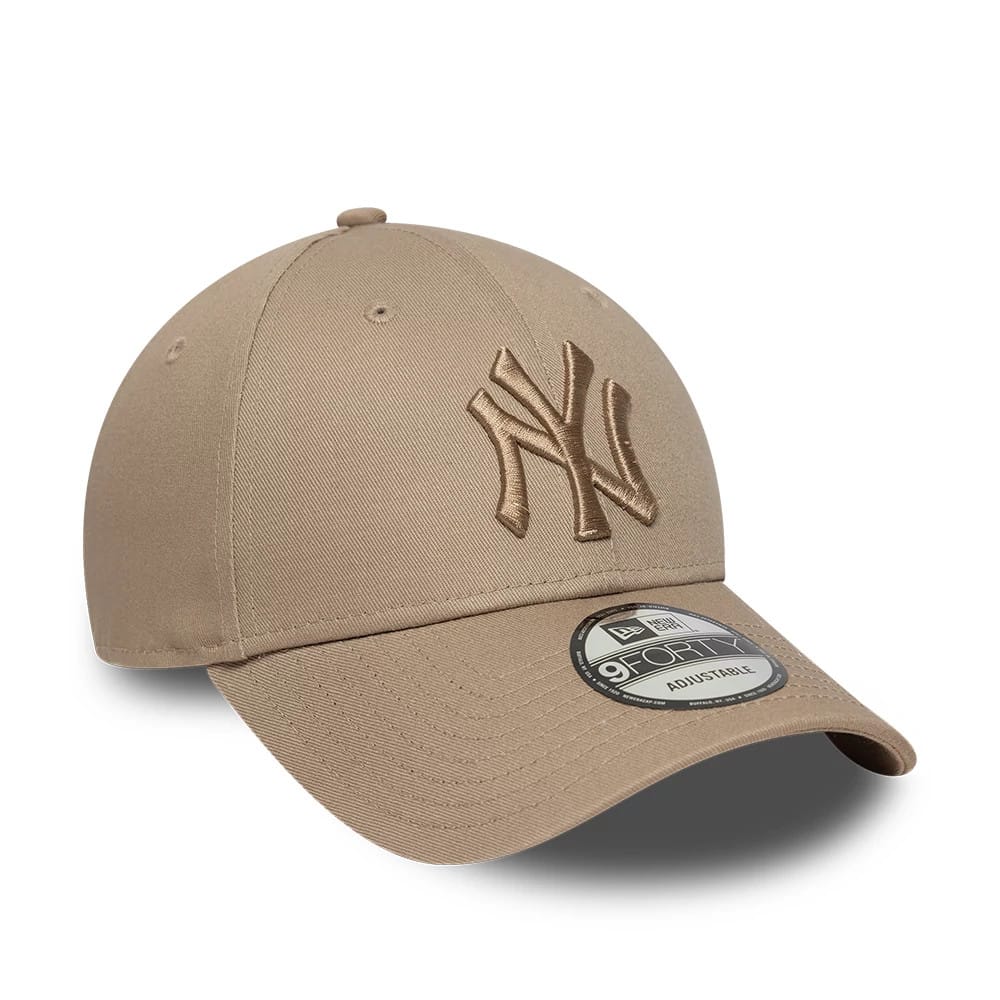 New York Yankees MLB League Essential Pastel Brown 9FORTY Adjustable Cap - Image 3