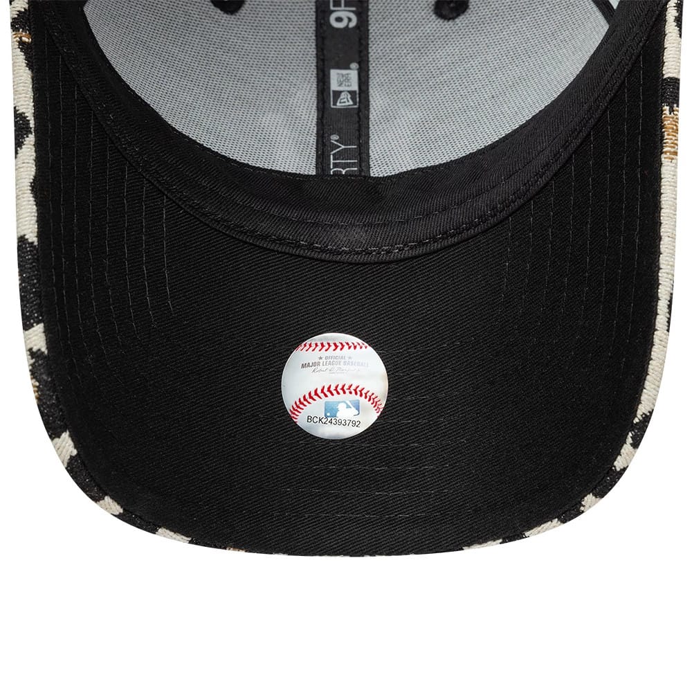 New York Yankees MLB Leopard Black 9FORTY Adjustable Cap - Image 7