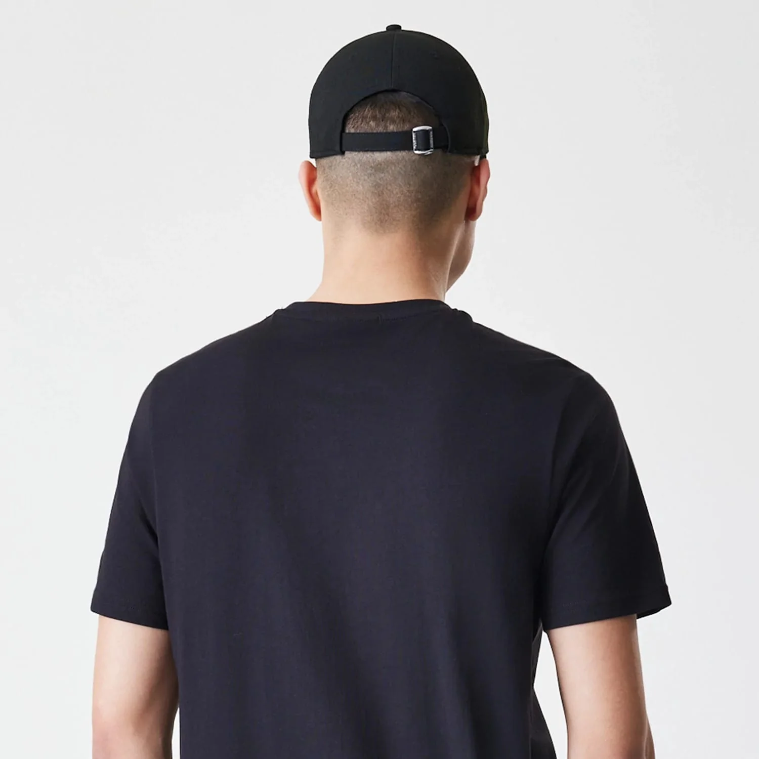 New York Yankees MLB Logo Black T-Shirt - Image 7