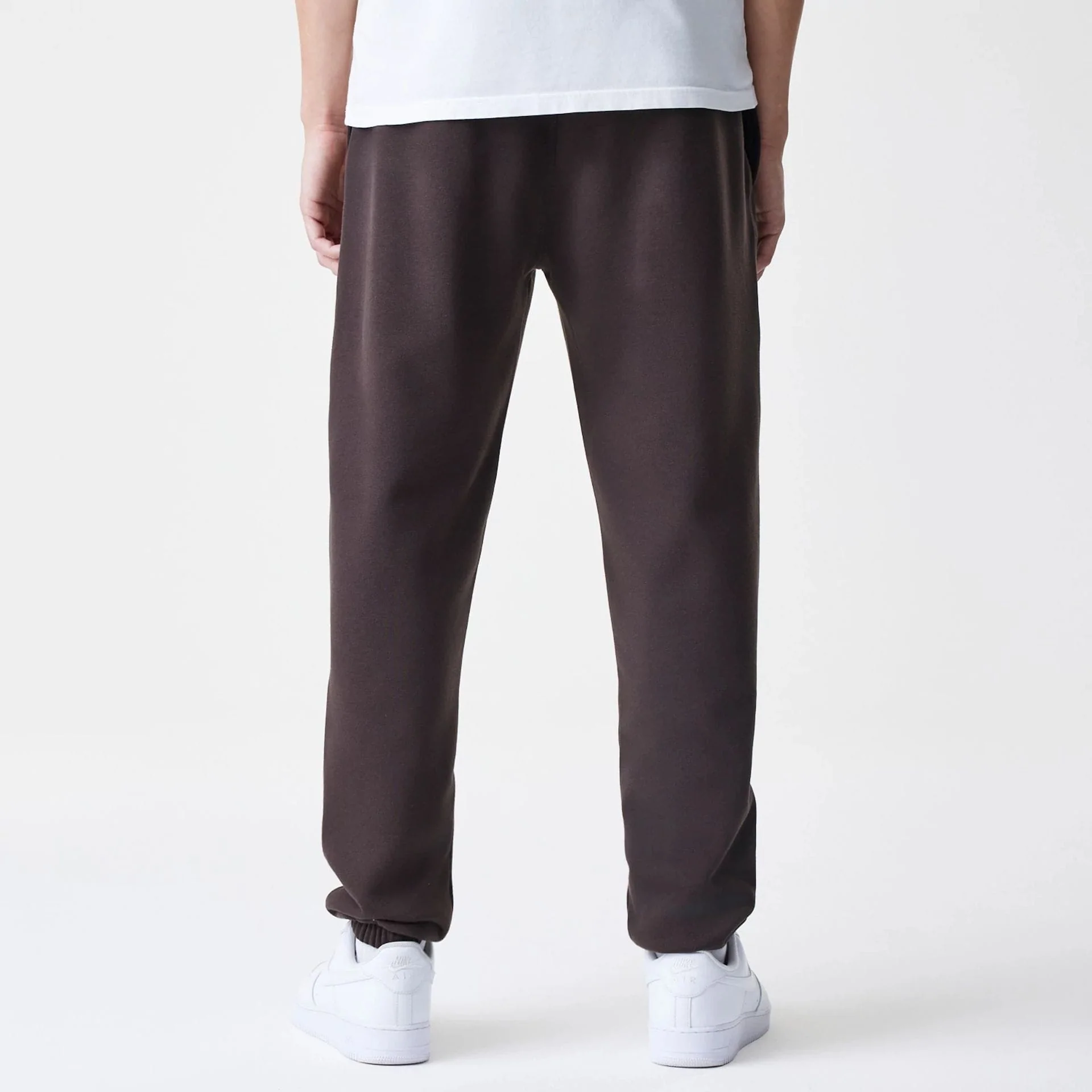 New York Yankees MLB Midi League Essential Dark Brown Joggers - Image 2