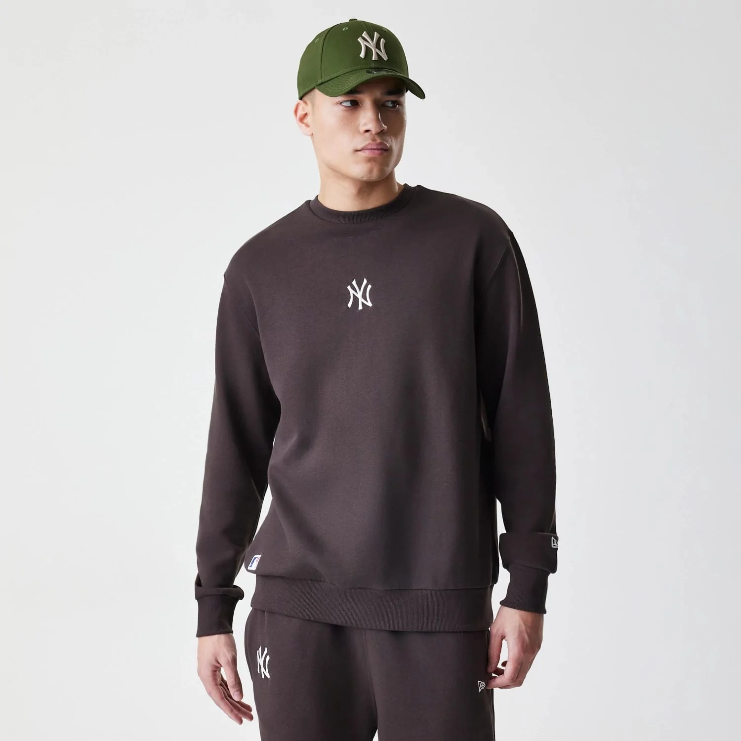 New York Yankees MLB Midi League Essential Dark Brown Oversized Crew Neck Sweater