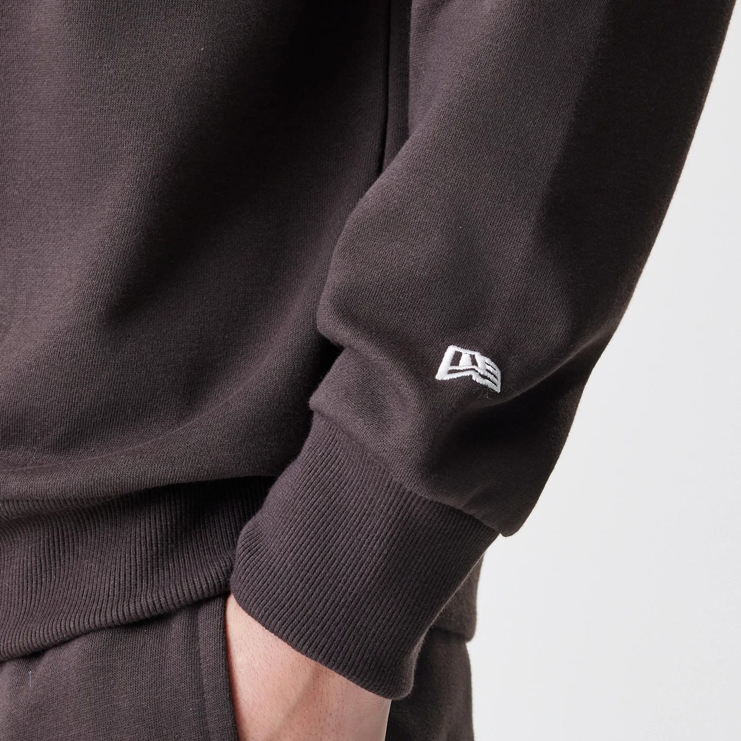 New York Yankees MLB Midi League Essential Dark Brown Oversized Crew Neck Sweater - Image 5