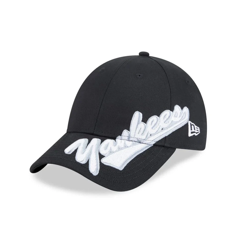 New York Yankees MLB Mix League Black 9FORTY Adjustable Cap