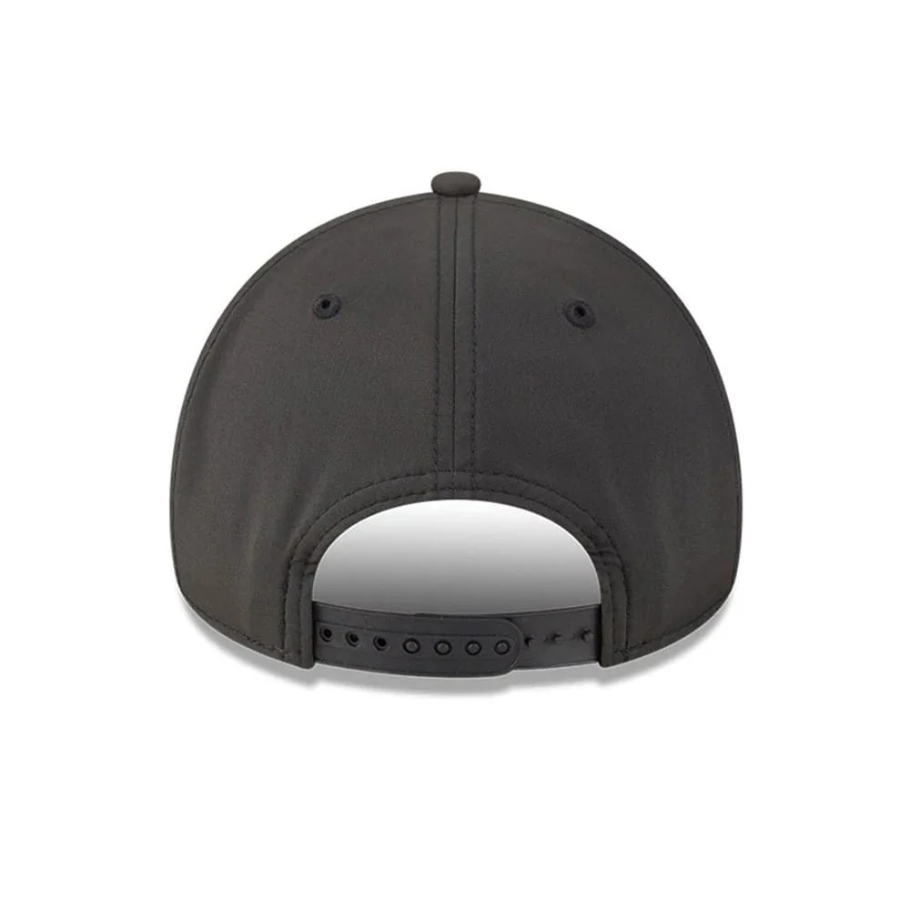 New York Yankees MLB Quickstrike Black 9FORTY Apex Adjustable Cap - Image 4