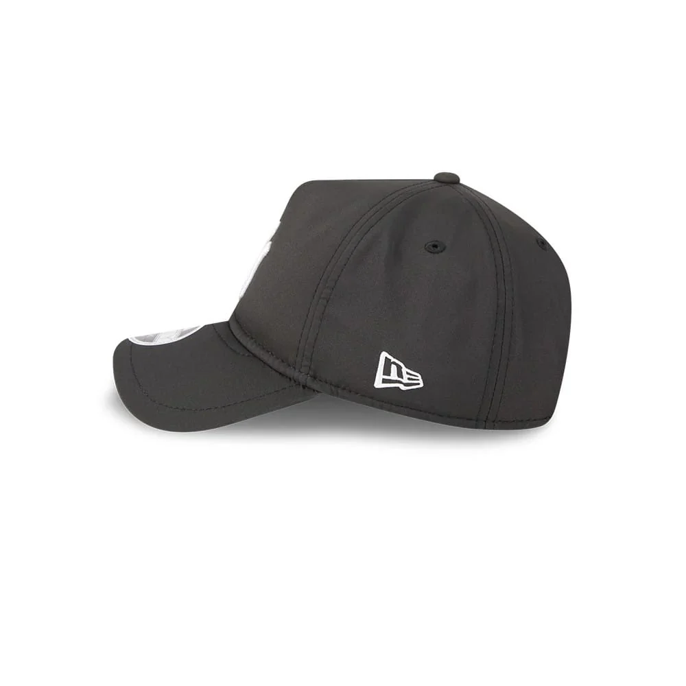 New York Yankees MLB Quickstrike Black 9FORTY Apex Adjustable Cap - Image 5