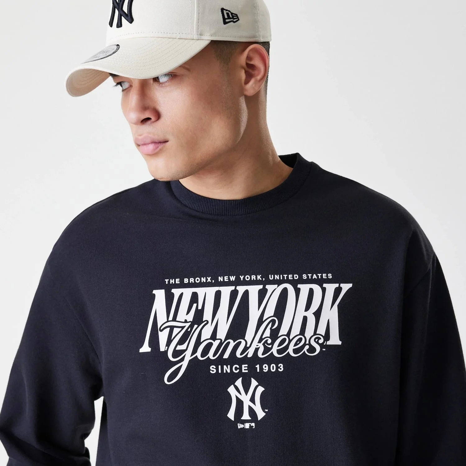 New York Yankees MLB Script Black Crew Neck Sweater - Image 4