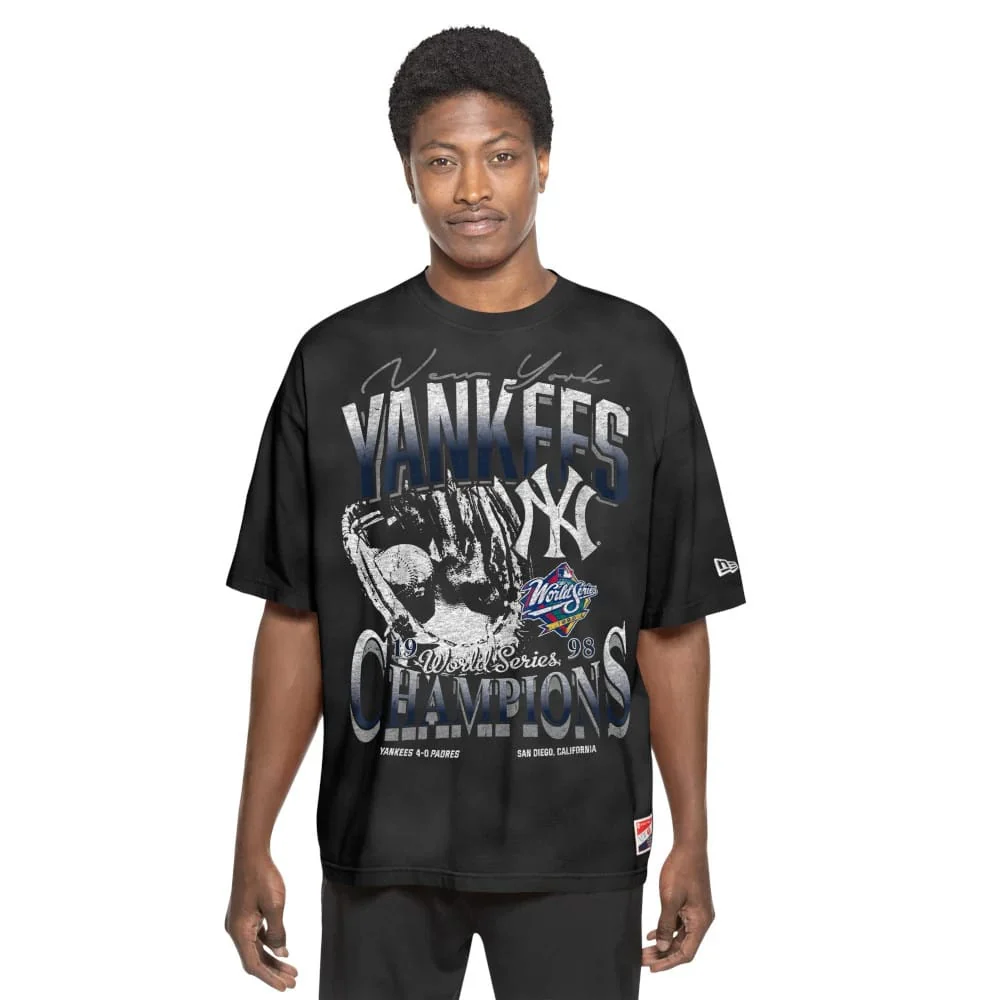 New York Yankees Sport Classic Black T-Shirt - Image 6