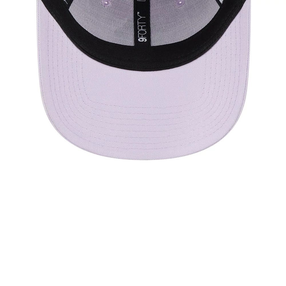 New York Yankees Womens League Essential Lilac 9FORTY Adjustable Cap - Image 4