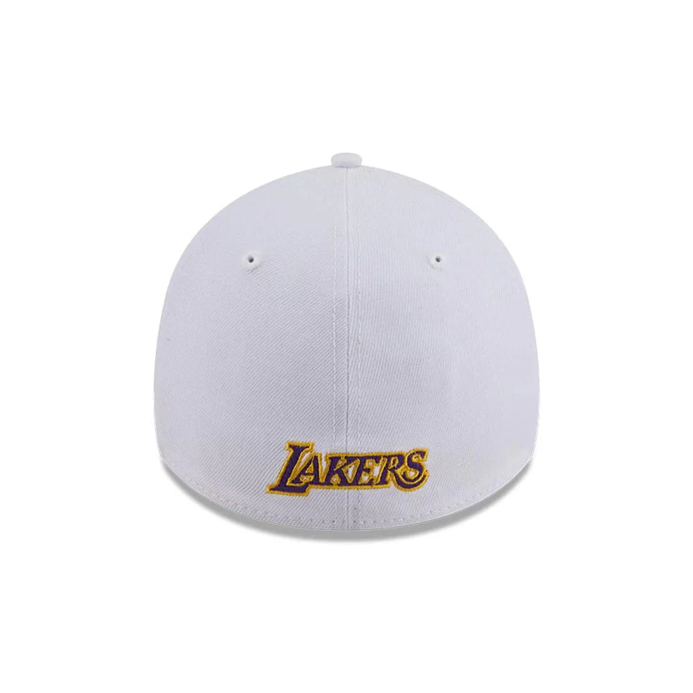 New York Yankees Womens League Essential Lilac 9FORTY Adjustable Cap - Image 5